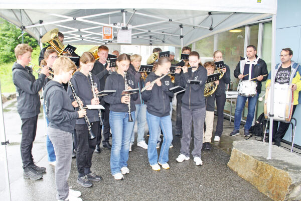 Gla`dag i regn