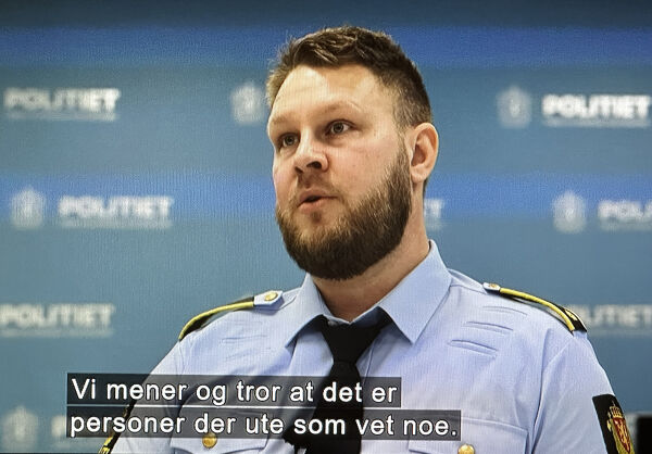 – Brannstiftar laus