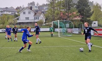 Tøff serieopning for damelaget