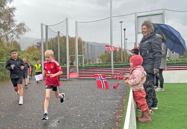 Runde etter runde for Barnekreftforeninga