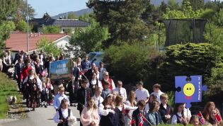 17. mai - Røvastien