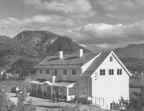Ny skule i 1954