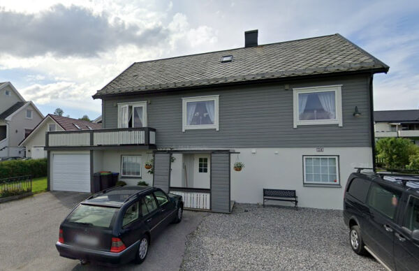 Desse eigedomane har fått ny eigar