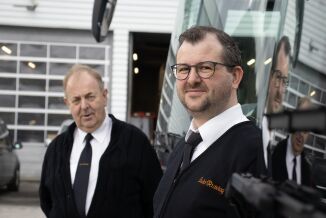 Frå Sula til Sicilia  – med buss