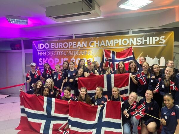 Representerte Norge under EM i dans
