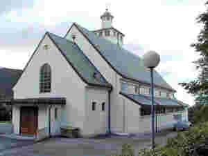 La kirken være kirke