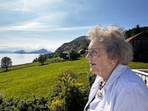 Ein prat med ei av våre eldste