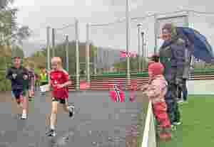 Runde etter runde for Barnekreftforeninga