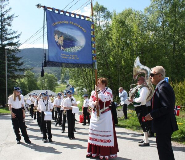 Vil ha med fleire krefter til 17.mai