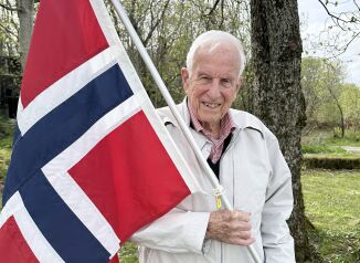 Fram med flagga – og vekk med blendingsgardinene!